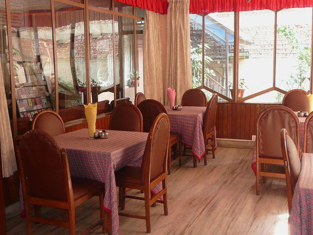 Tasi Dhargey Inn Катманду Екстер'єр фото